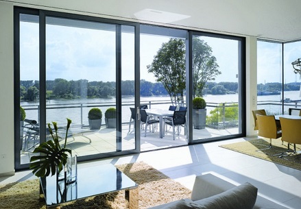 Lắp lan can kính cầu thang Lắp lan can kính cầu thang